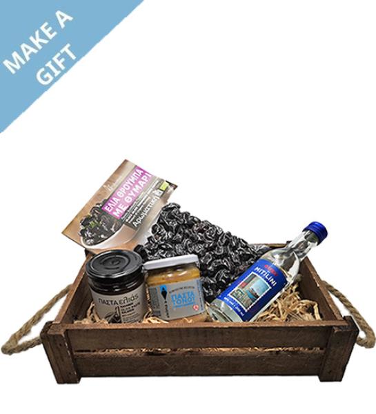 A small timeless Gift Basket